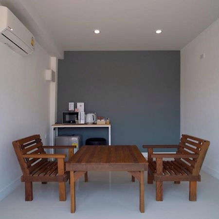 Bhive Hotel Nakhon Phanom Exterior foto
